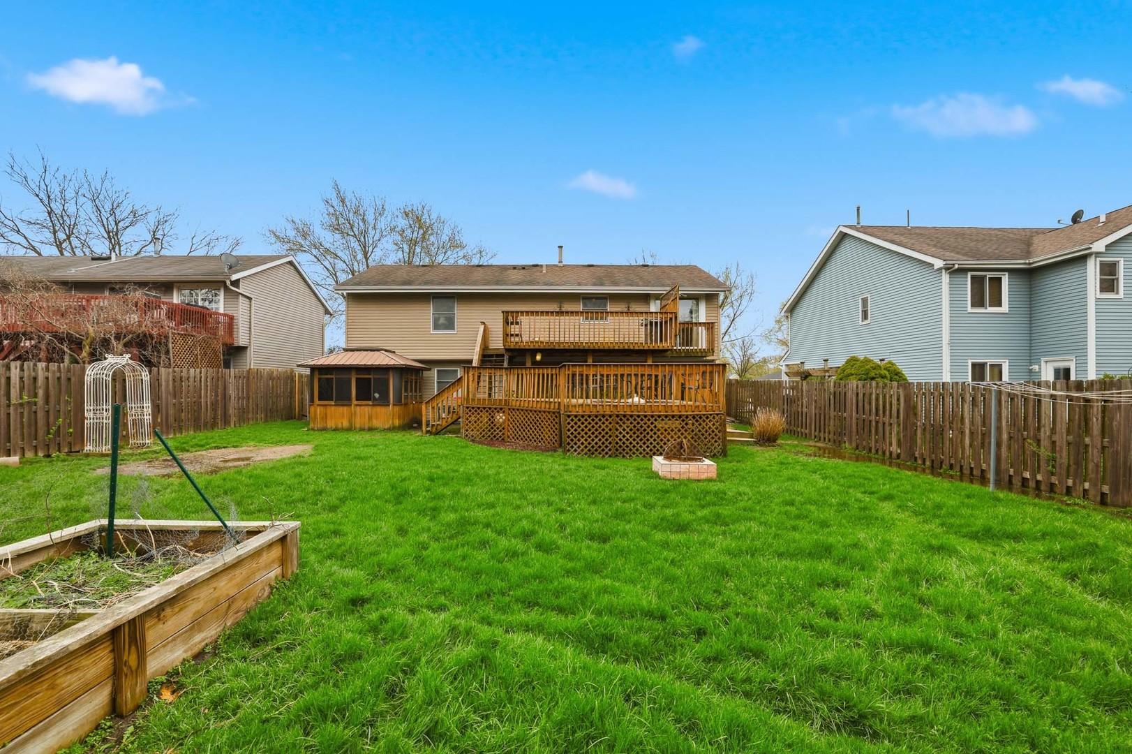 1358 Cottonwood Lane, Crystal Lake, IL 60014