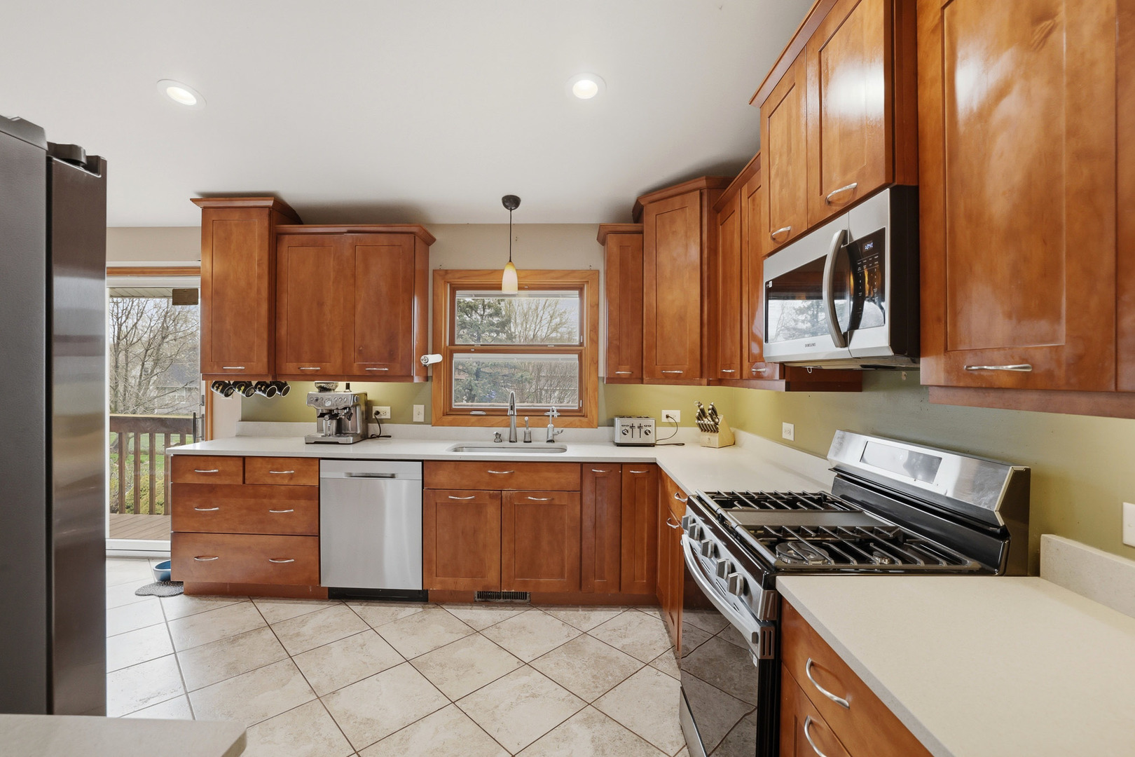 1358 Cottonwood Lane, Crystal Lake, IL 60014