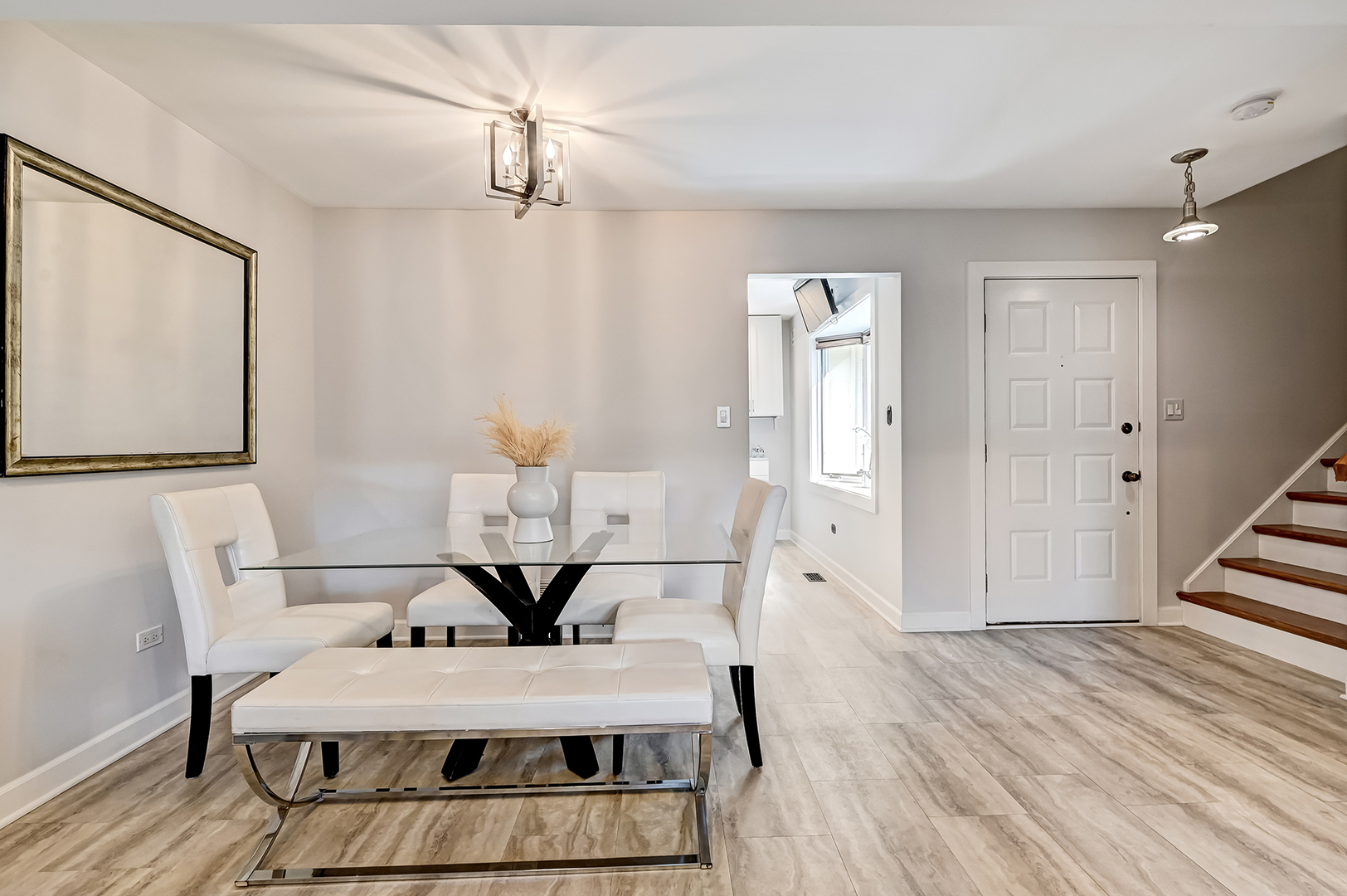 7 Nacona Lane, Indian Head Park, IL 60525