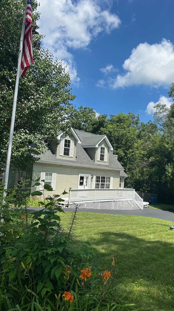 40431 N Fairview Street, Antioch, IL 60002