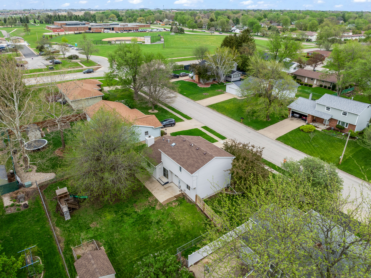 105 Colchester Drive, Normal, IL 61761