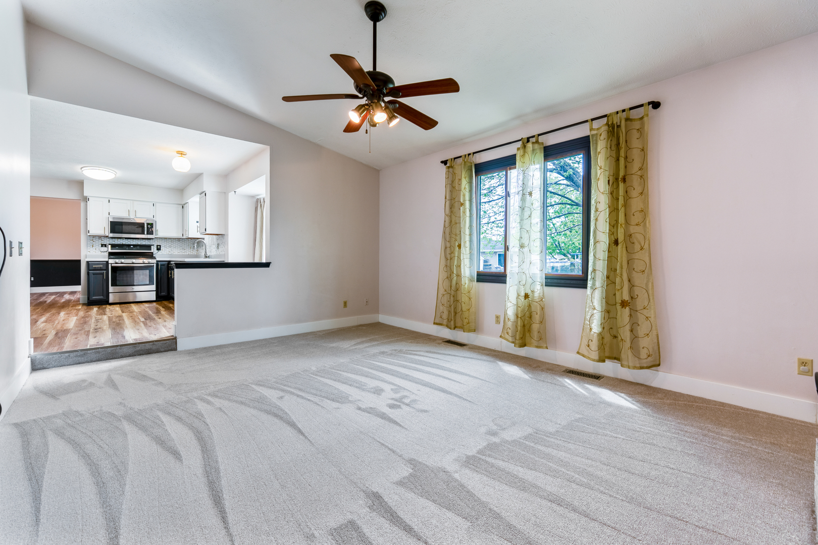 105 Colchester Drive, Normal, IL 61761