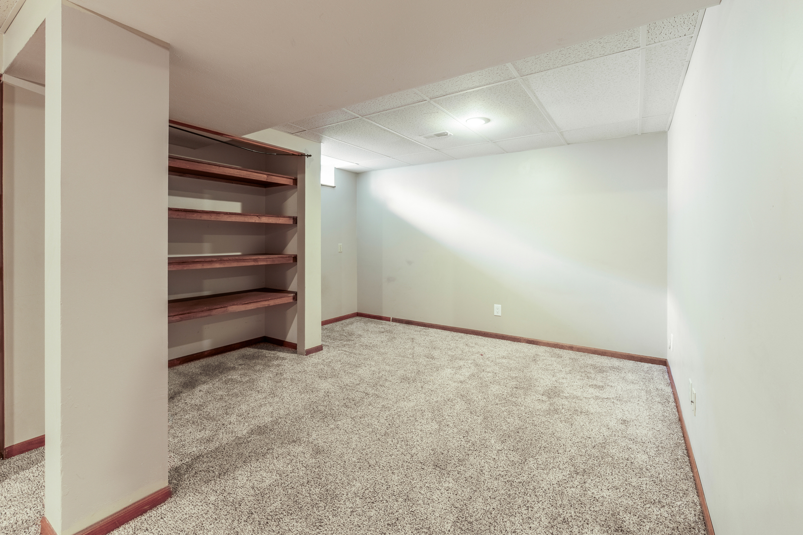 105 Colchester Drive, Normal, IL 61761