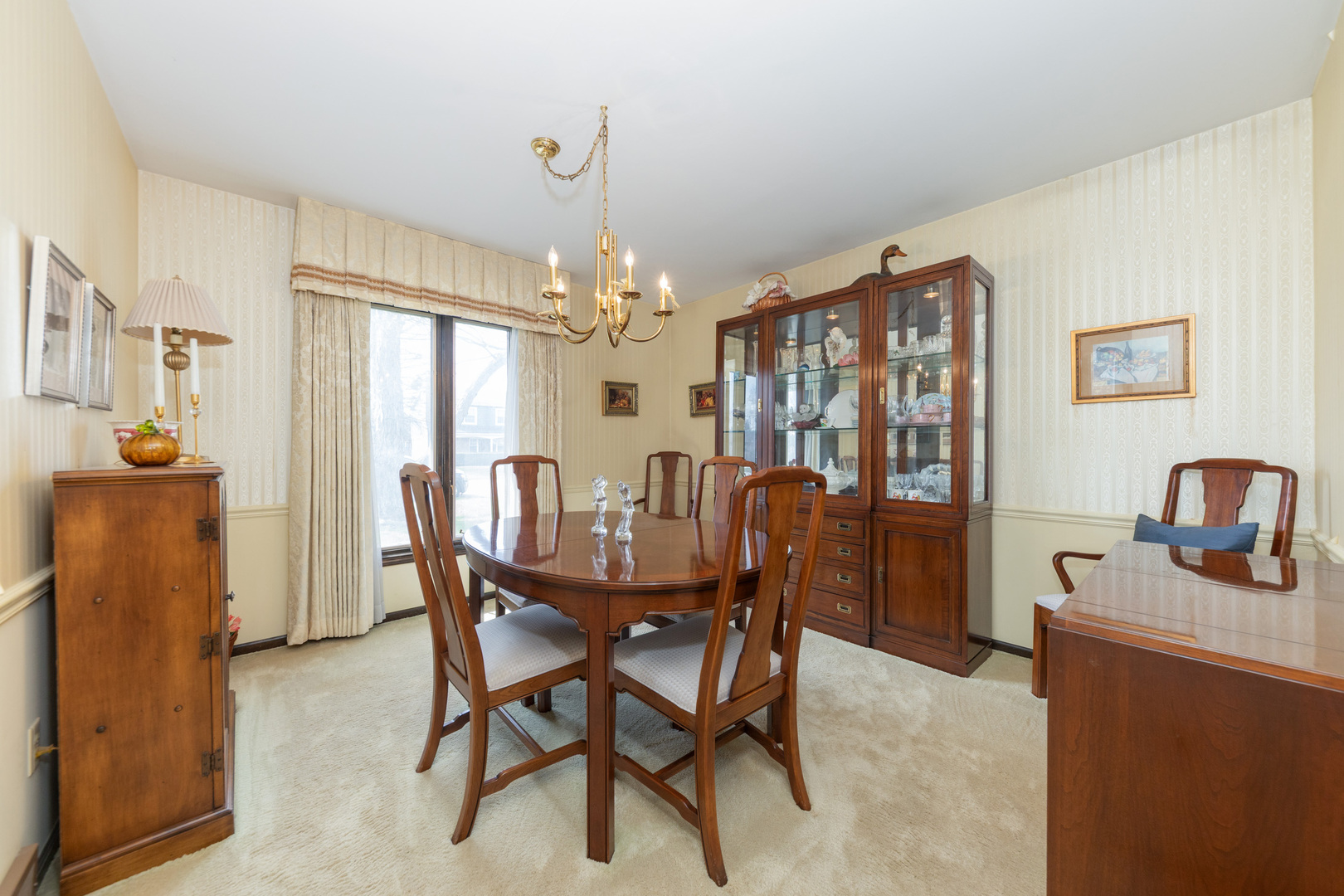 2021 Alschuler Drive, Aurora, IL 60506