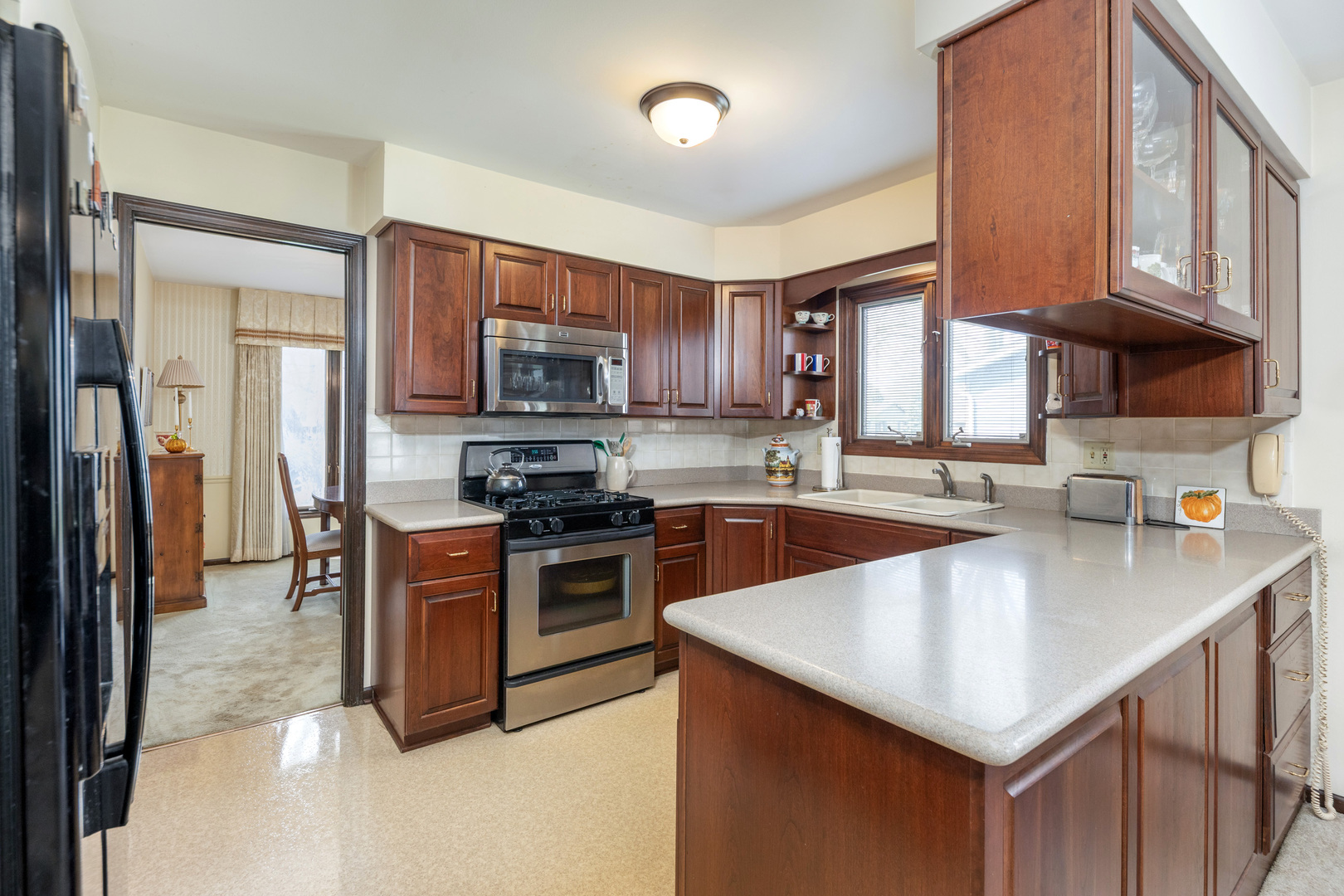 2021 Alschuler Drive, Aurora, IL 60506