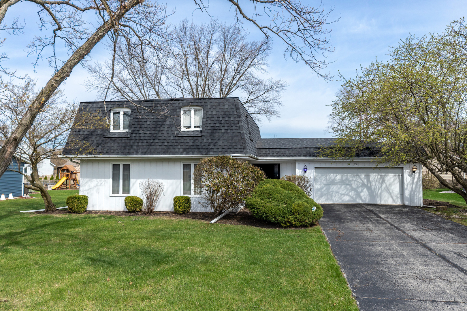 2021 Alschuler Drive, Aurora, IL 60506