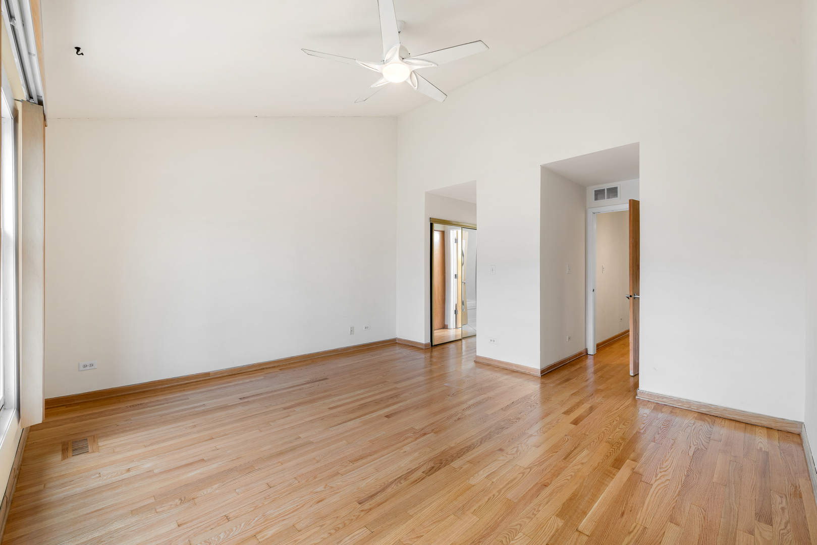 1812 S Clark Street #15, Chicago, IL 60616