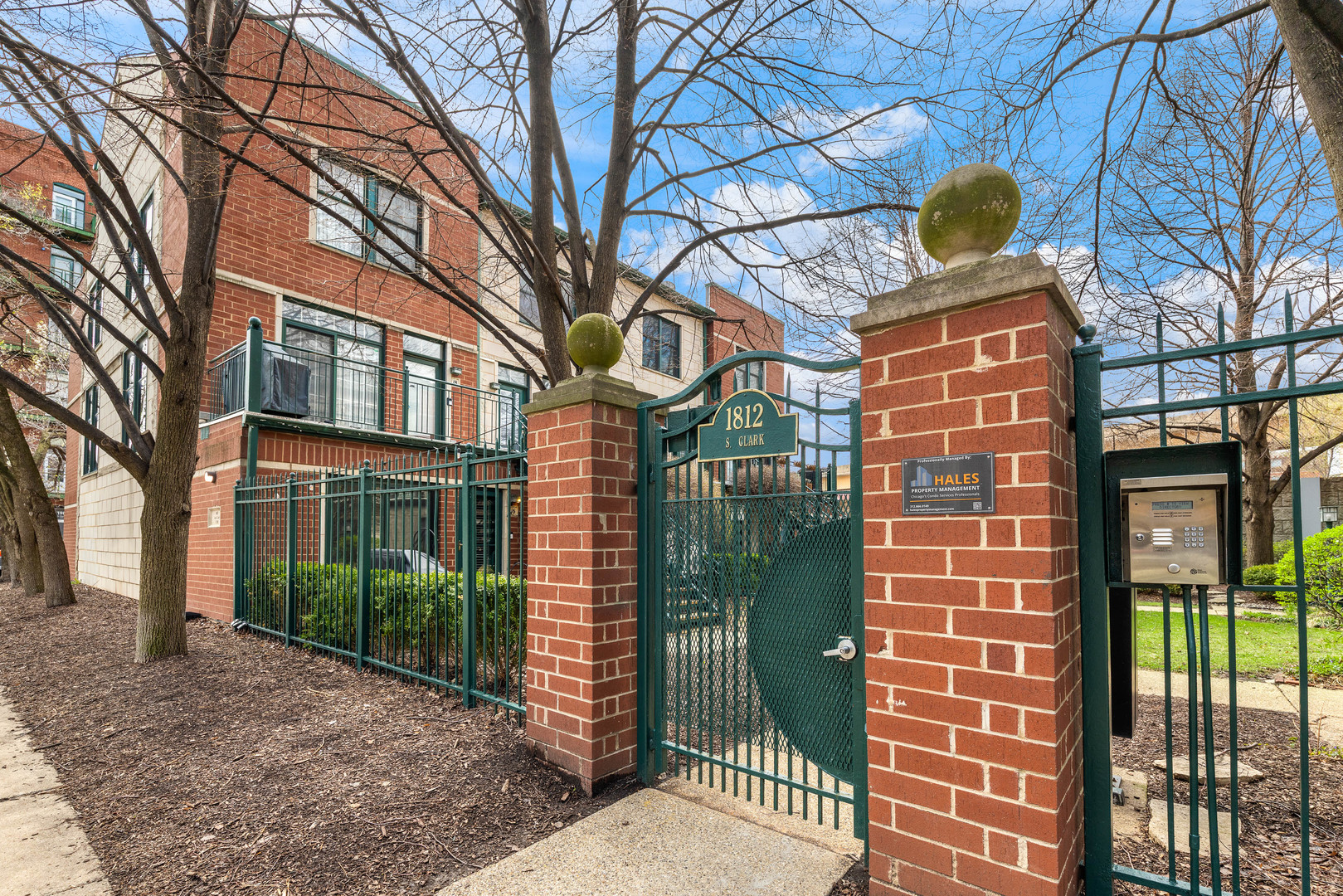 1812 S Clark Street #15, Chicago, IL 60616