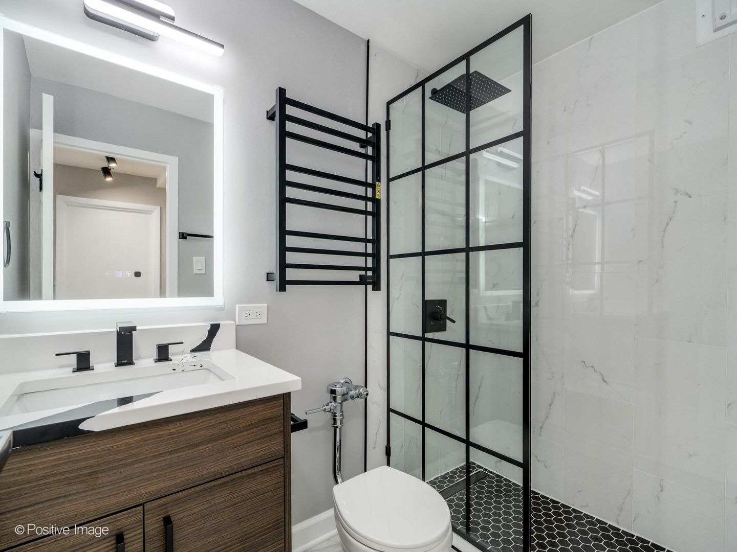 3550 N Lake Shore Drive #2224, Chicago, IL 60657