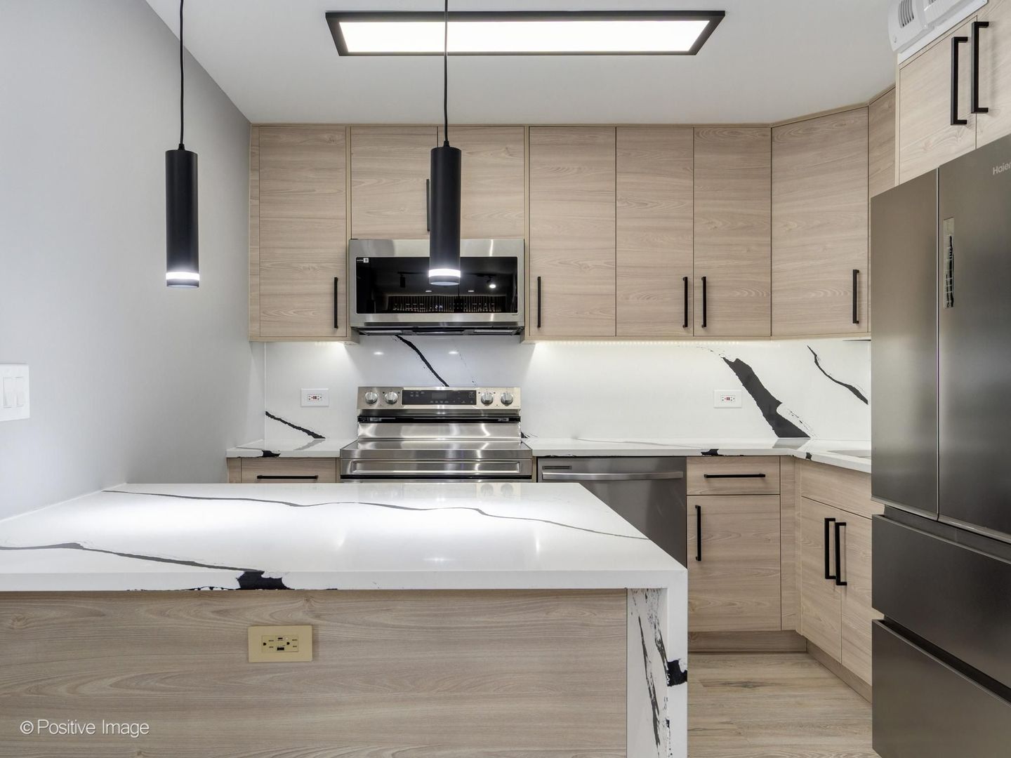 3550 N Lake Shore Drive #2224, Chicago, IL 60657