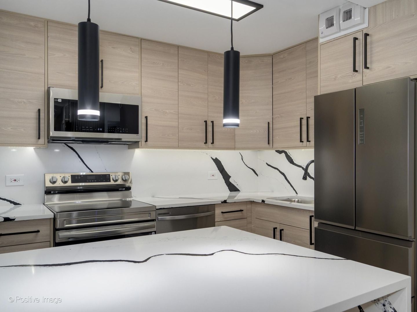 3550 N Lake Shore Drive #2224, Chicago, IL 60657