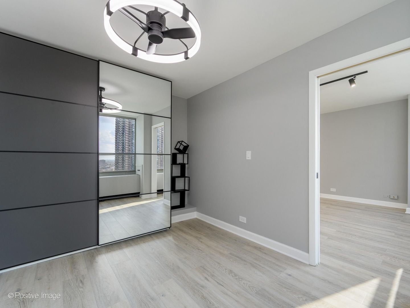 3550 N Lake Shore Drive #2224, Chicago, IL 60657