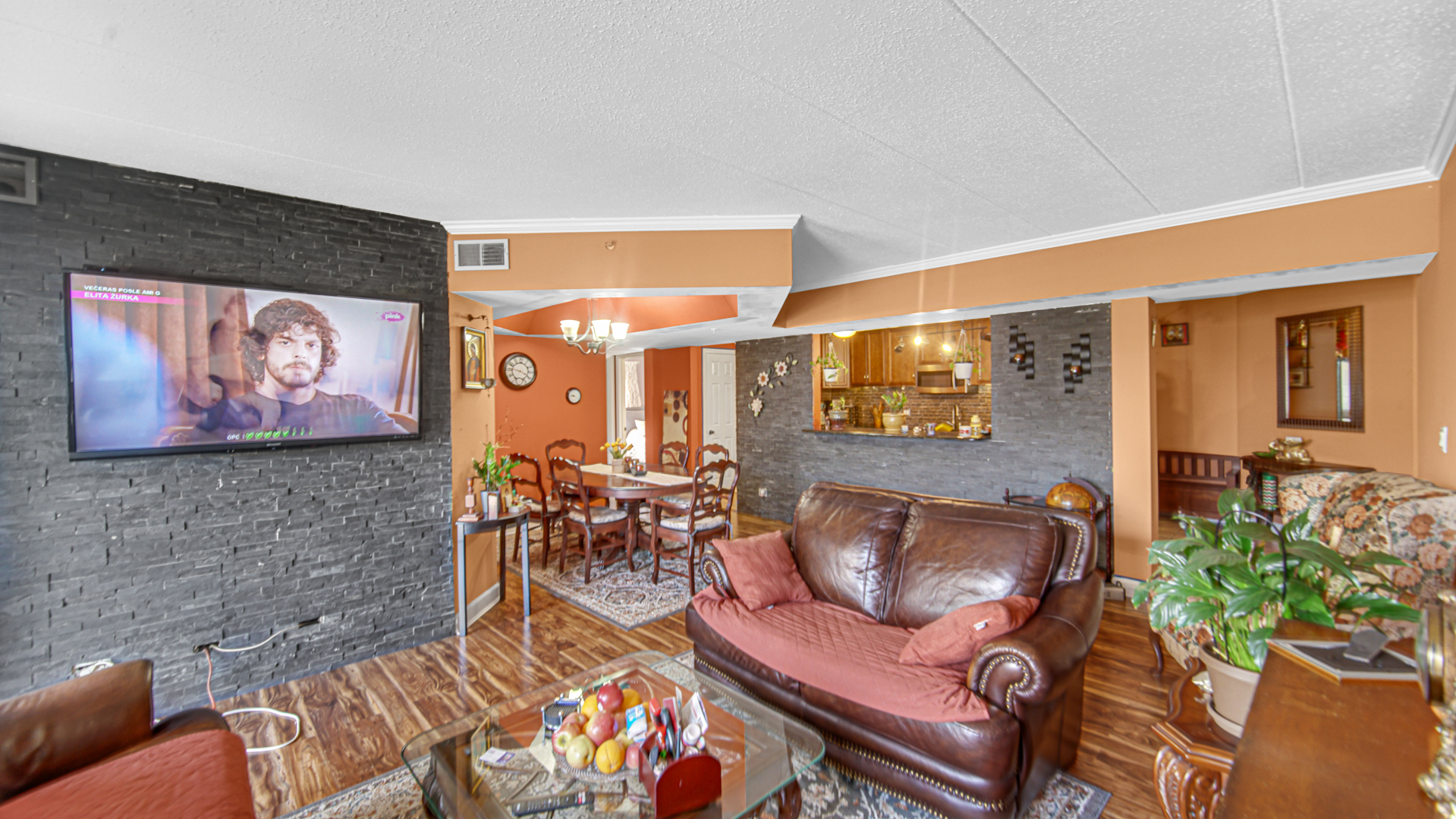 18216 Lange Street #2E, Lansing, IL 60438