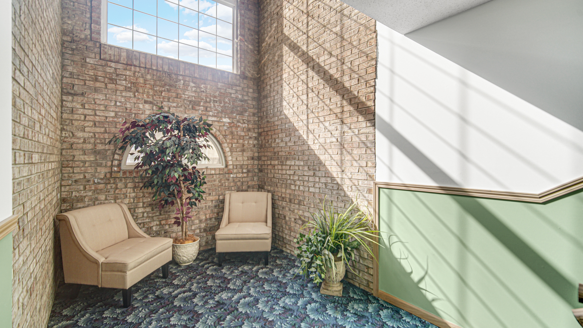 18216 Lange Street #2E, Lansing, IL 60438