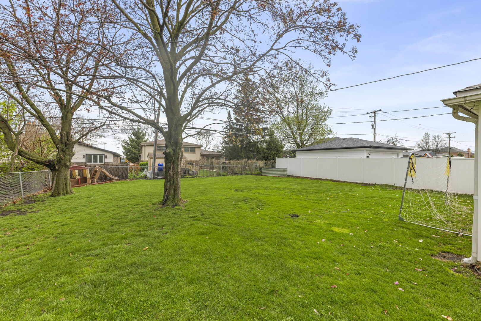 597 N West Avenue, Elmhurst, IL 60126