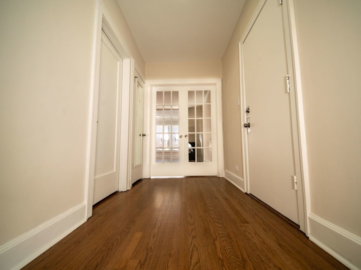 1260 W Columbia Avenue #2, Chicago, IL 60626