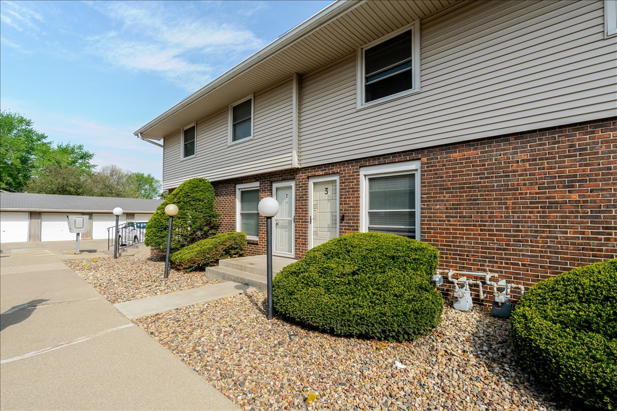 103 S Towanda Avenue #3, Normal, IL 61761