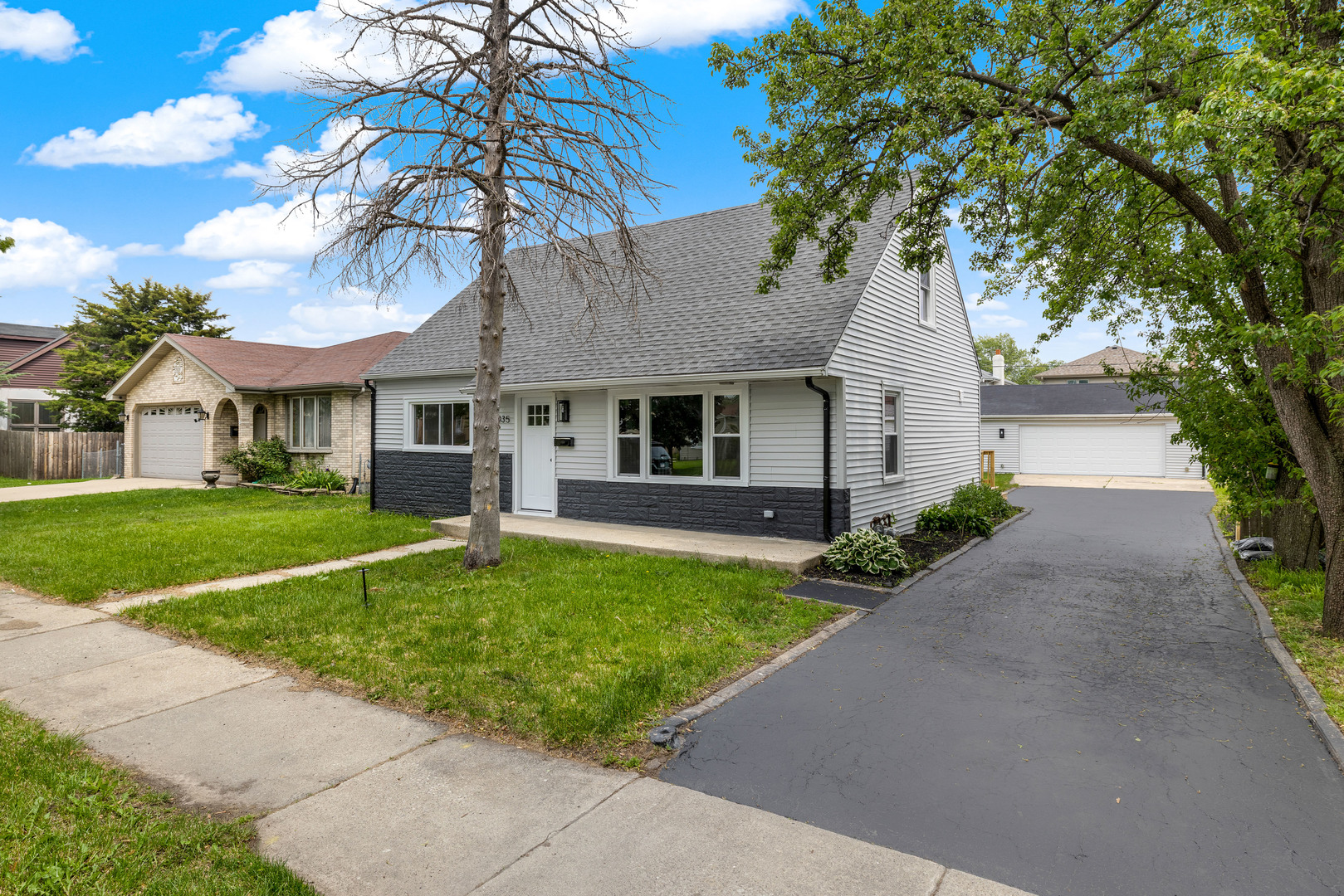 7835 Massasoit Avenue, Burbank, IL 60459