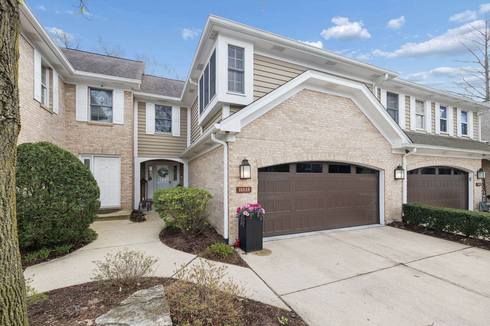 11133 Indian Woods Drive, Indian Head Park, IL 60525