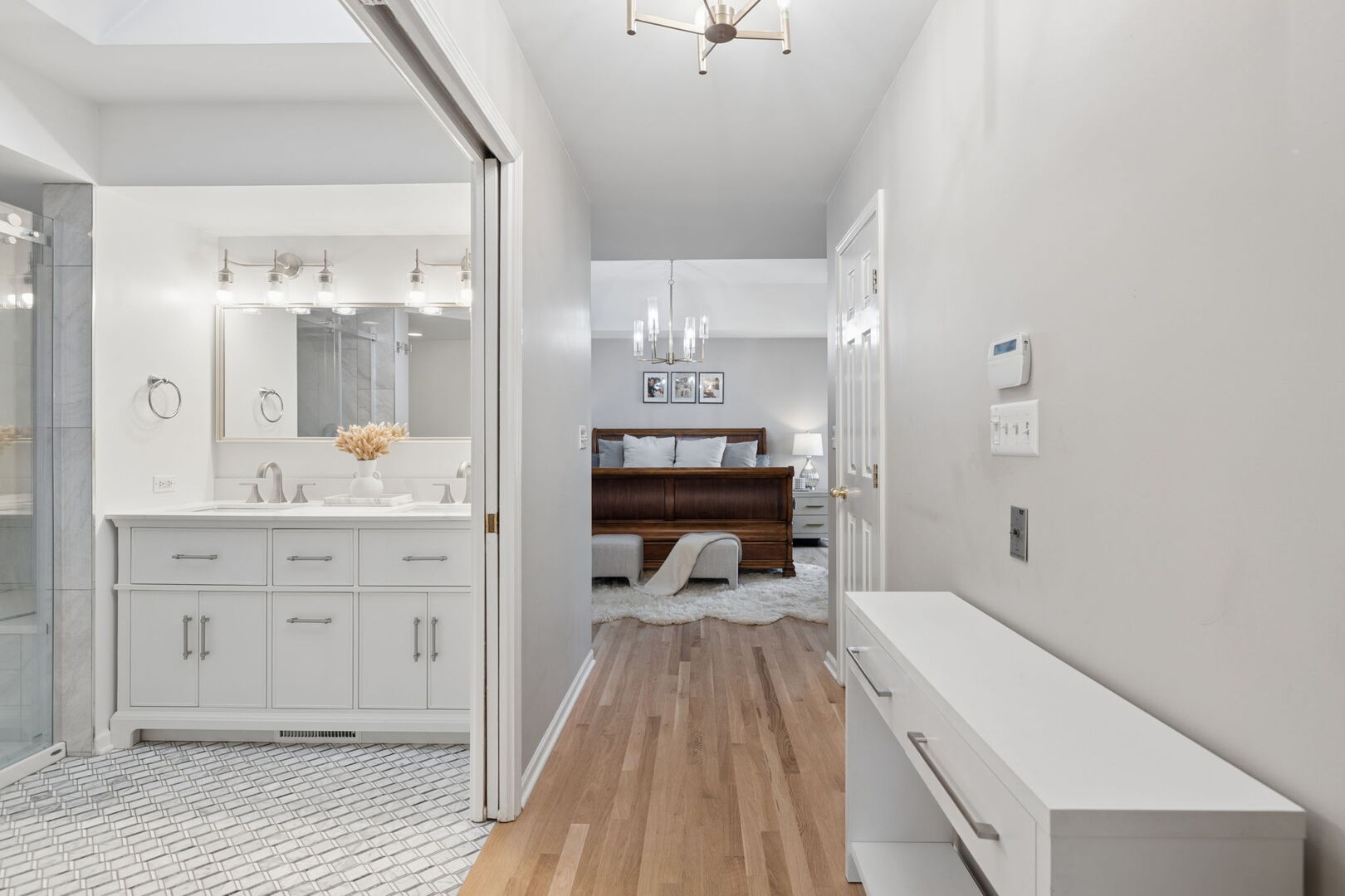 11133 Indian Woods Drive, Indian Head Park, IL 60525