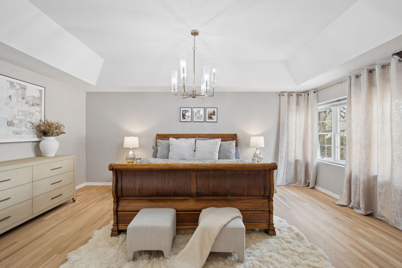 11133 Indian Woods Drive, Indian Head Park, IL 60525