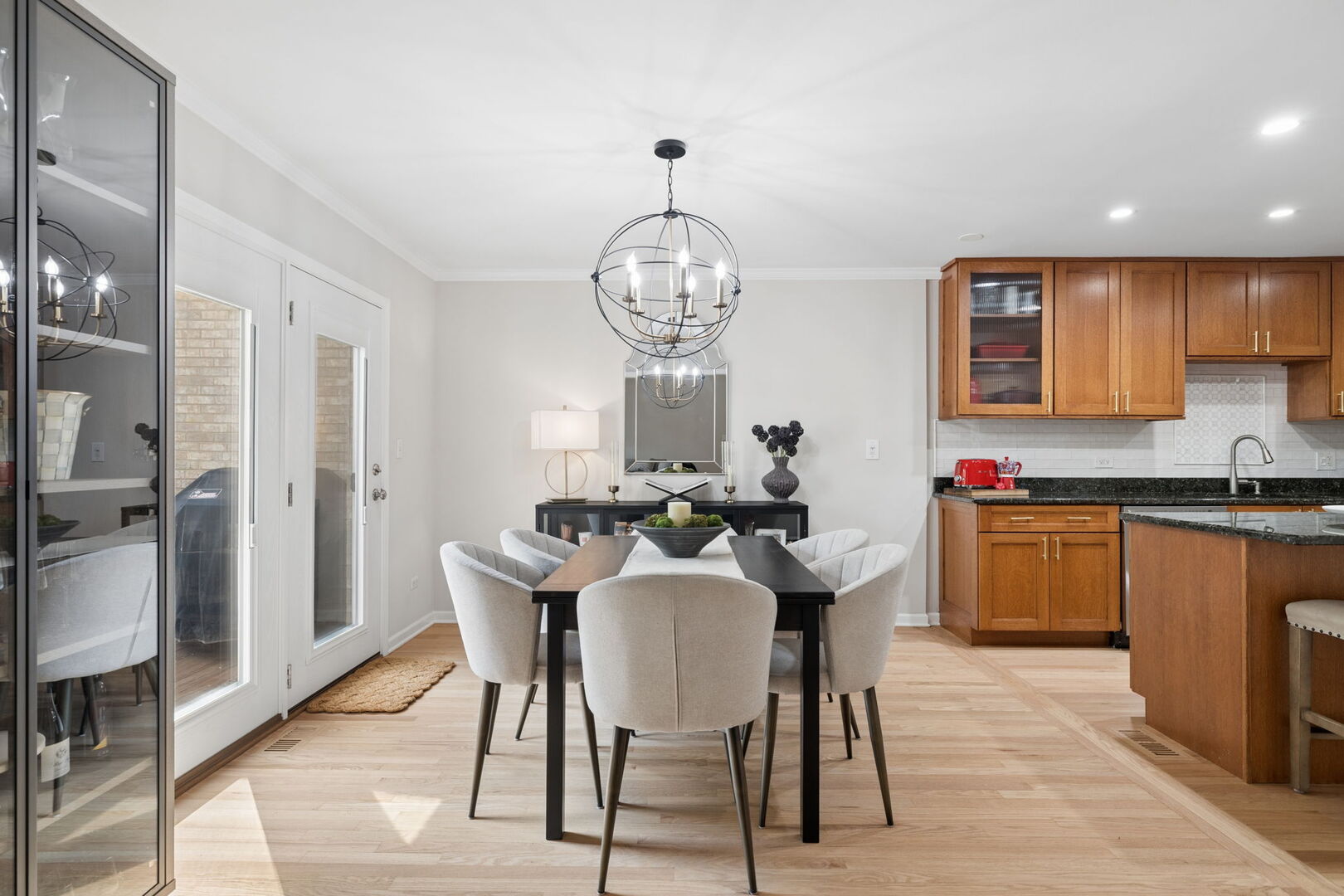 11133 Indian Woods Drive, Indian Head Park, IL 60525