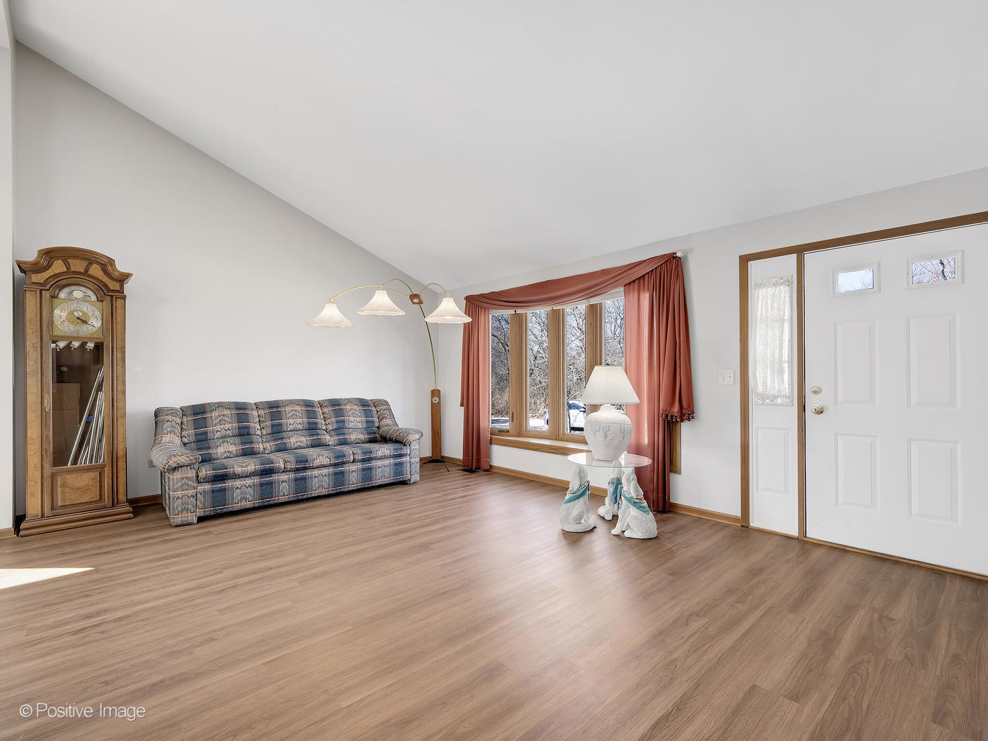 27W015 Manchester Road, Winfield, IL 60190