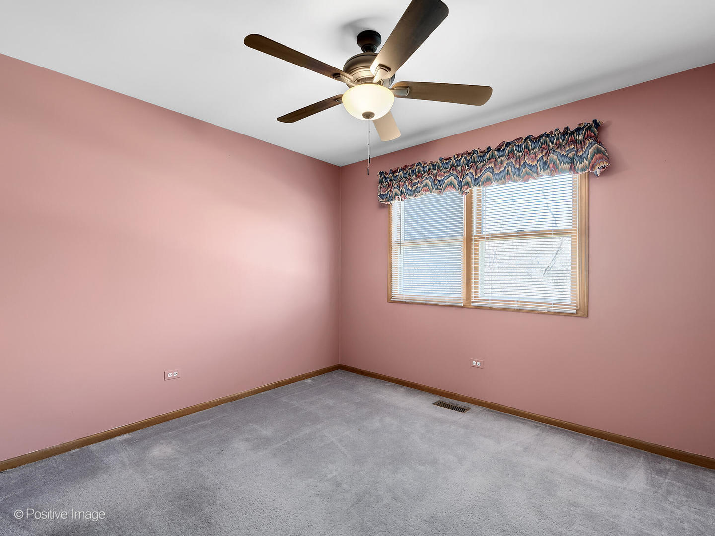 27W015 Manchester Road, Winfield, IL 60190