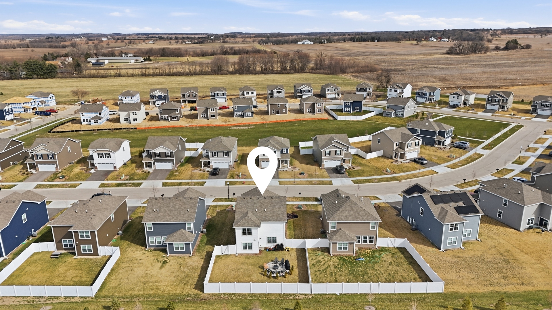 117 Fieldcrest Avenue, Hampshire, IL 60140