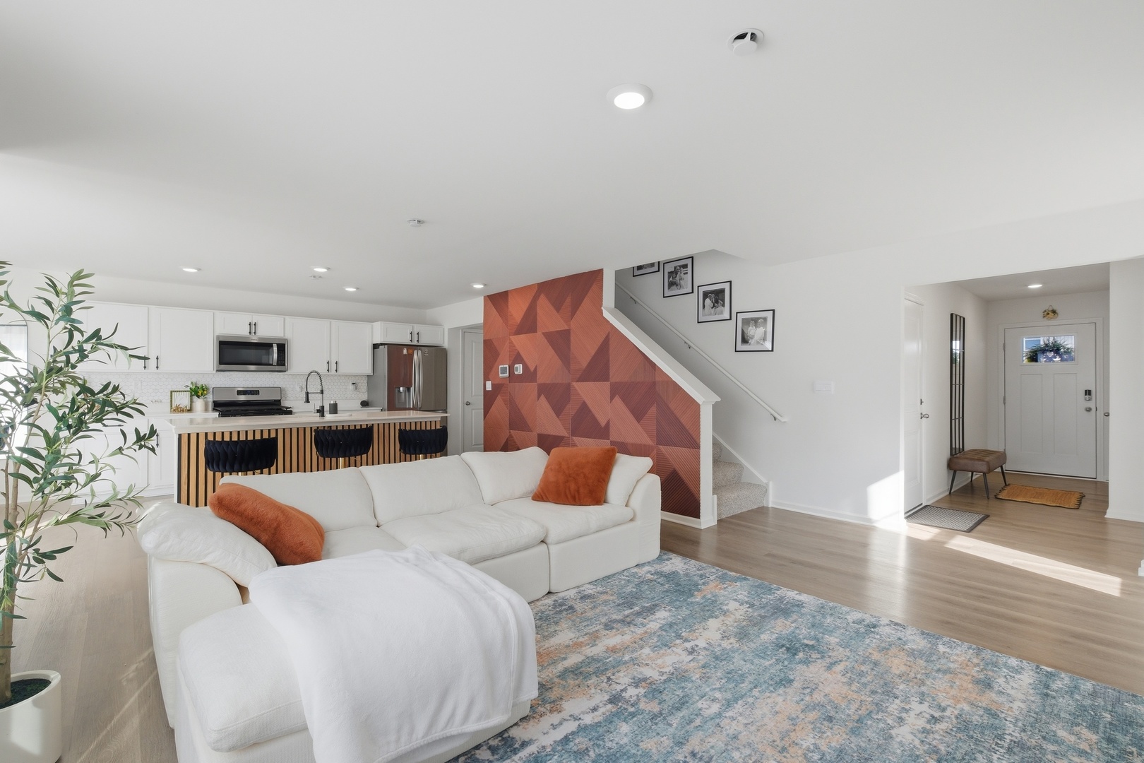 117 Fieldcrest Avenue, Hampshire, IL 60140