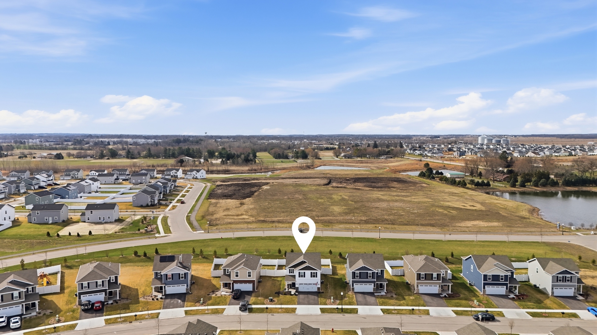 117 Fieldcrest Avenue, Hampshire, IL 60140