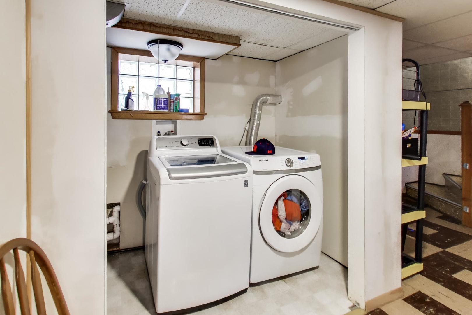 5726 S Neva Avenue, Chicago, IL 60638