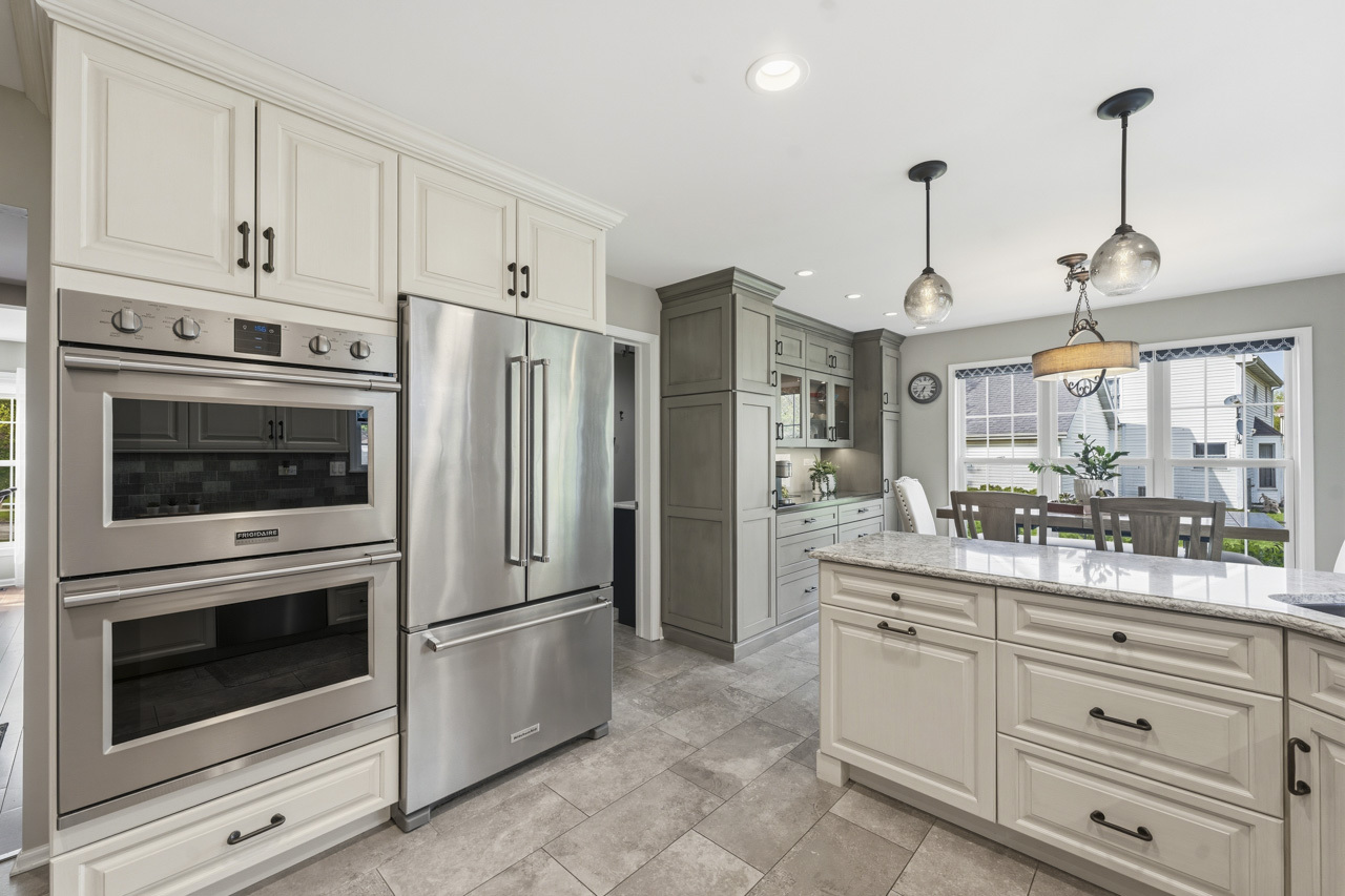 1455 Polo Drive, Bartlett, IL 60103