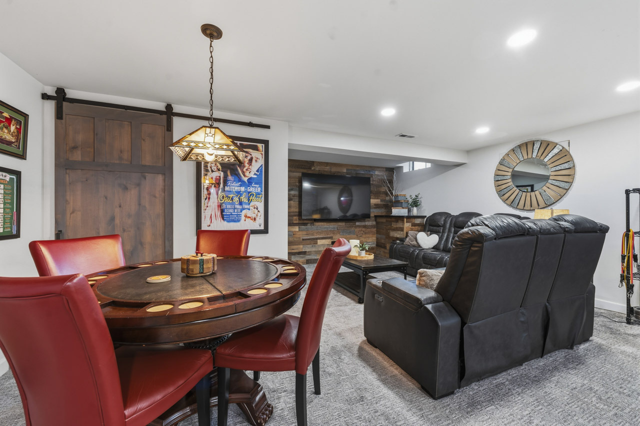 1455 Polo Drive, Bartlett, IL 60103