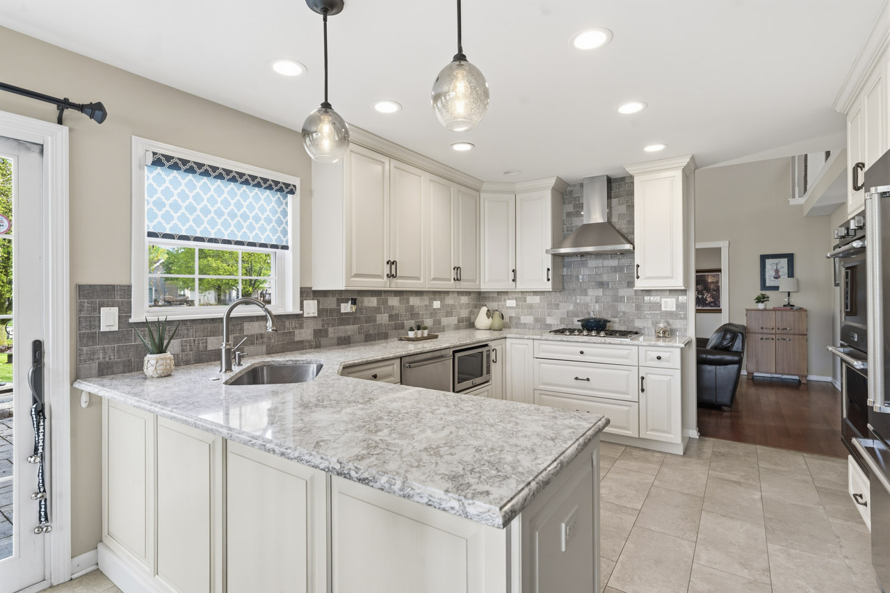 1455 Polo Drive, Bartlett, IL 60103