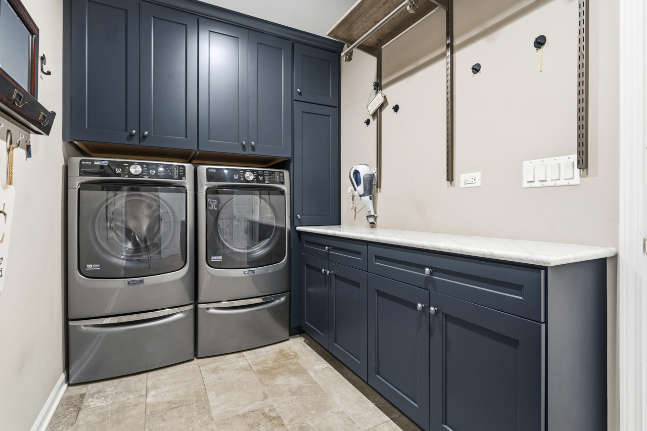 1455 Polo Drive, Bartlett, IL 60103