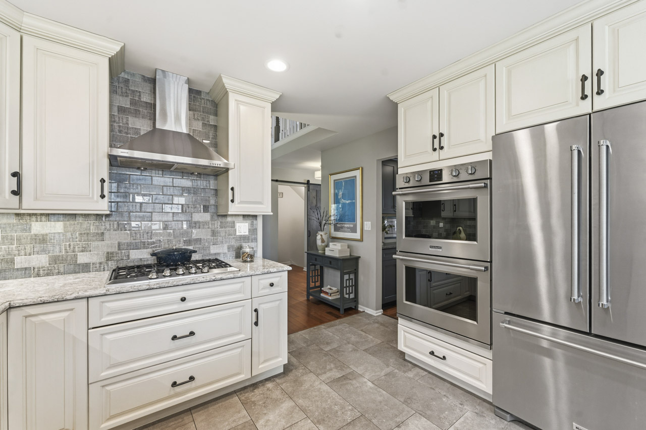 1455 Polo Drive, Bartlett, IL 60103