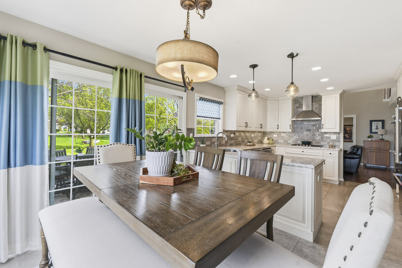 1455 Polo Drive, Bartlett, IL 60103