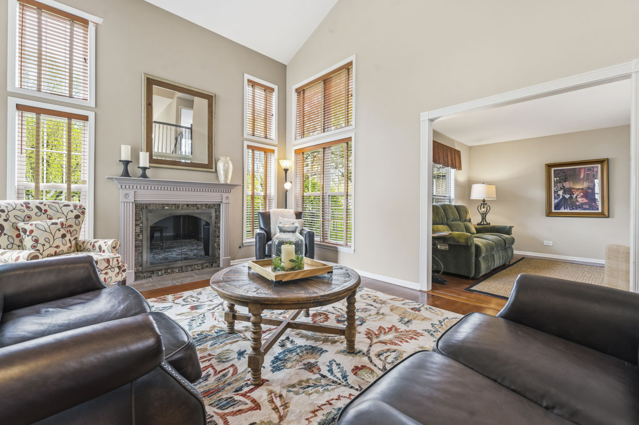 1455 Polo Drive, Bartlett, IL 60103