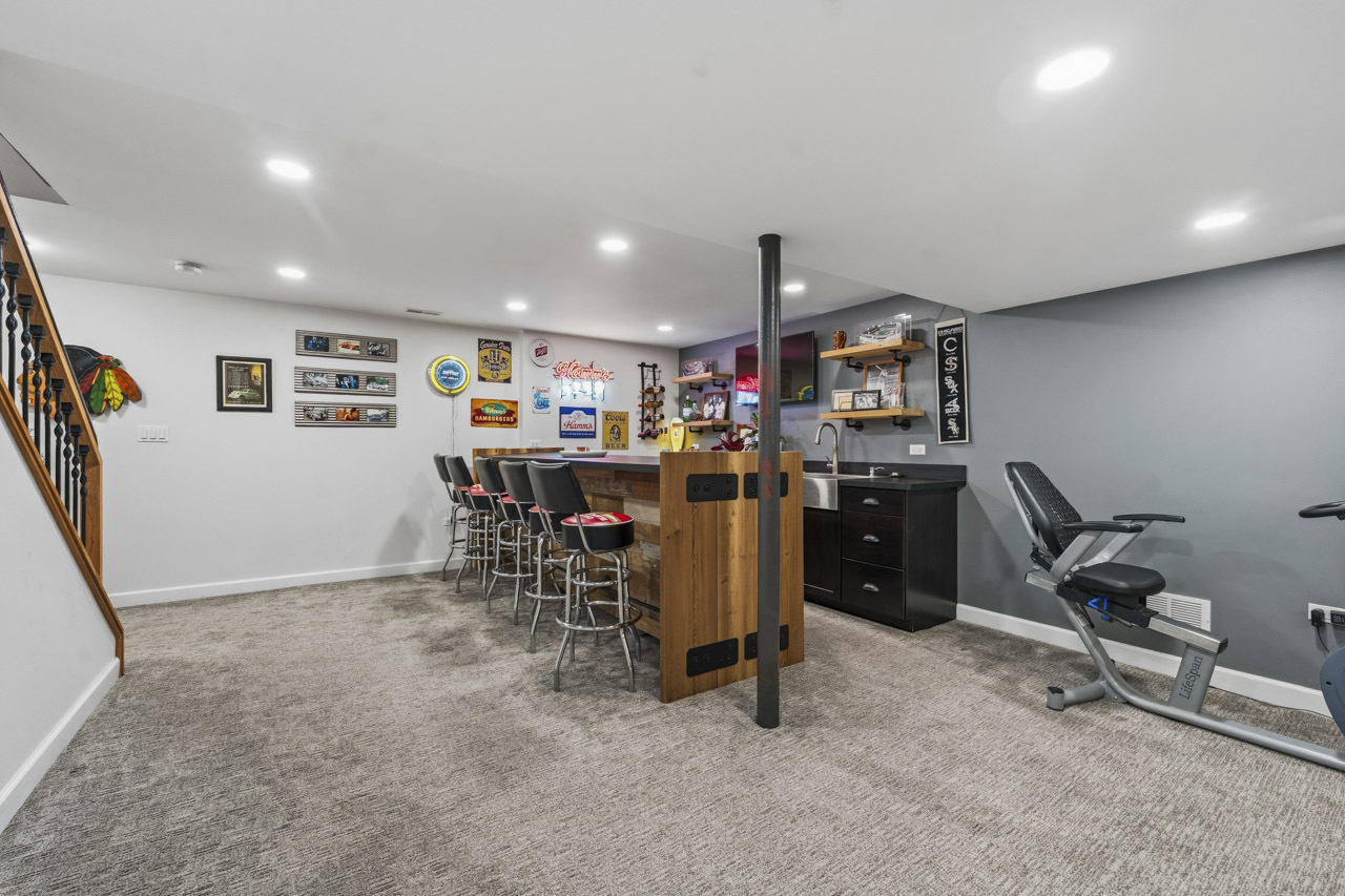 1455 Polo Drive, Bartlett, IL 60103