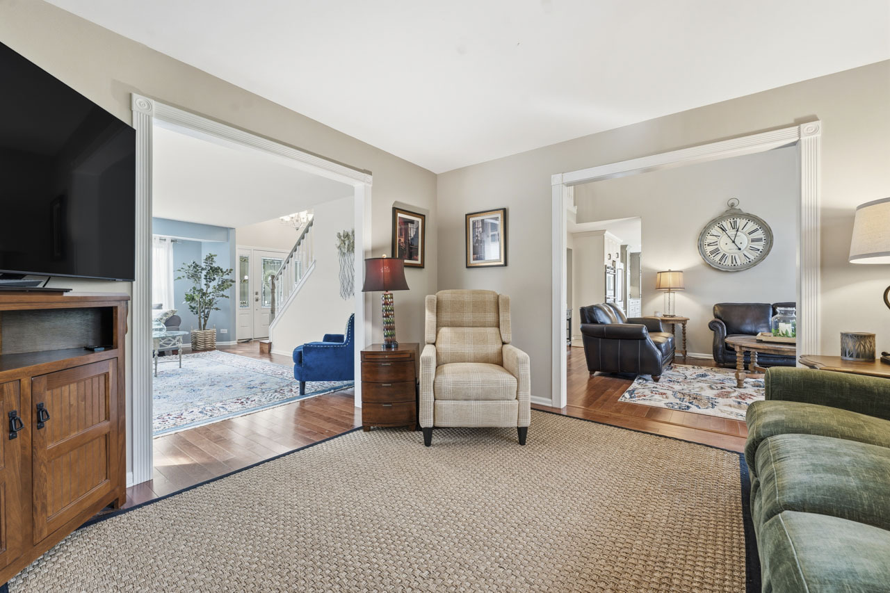 1455 Polo Drive, Bartlett, IL 60103