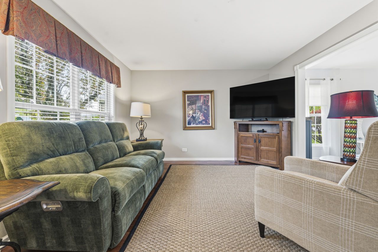 1455 Polo Drive, Bartlett, IL 60103