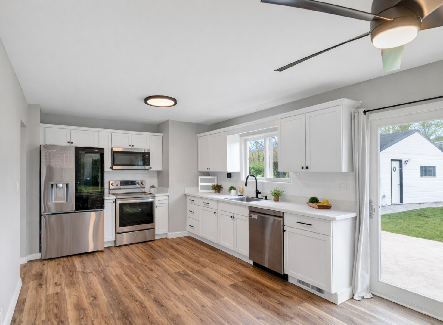 1320 Elm Drive, Schaumburg, IL 60194