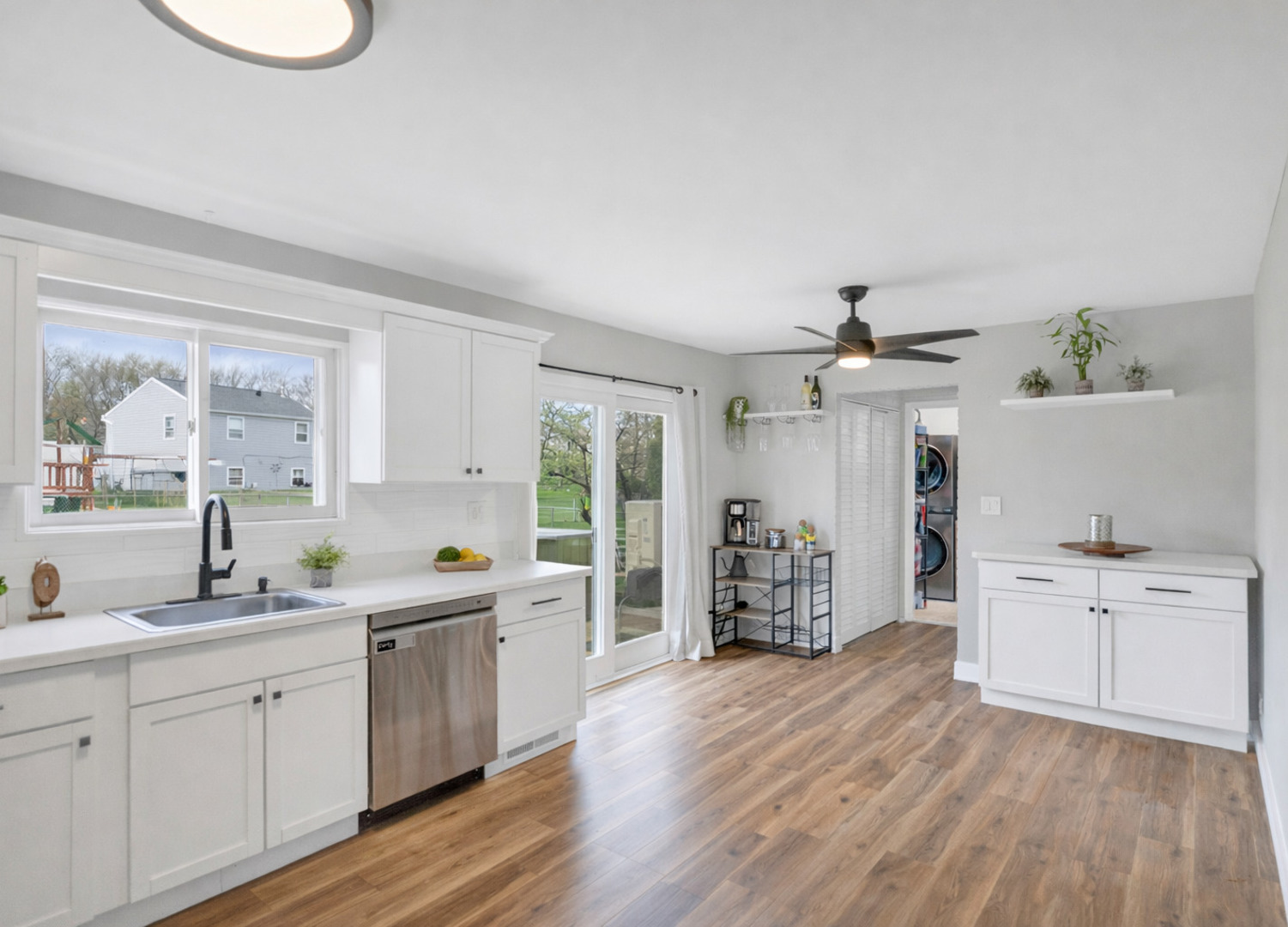 1320 Elm Drive, Schaumburg, IL 60194