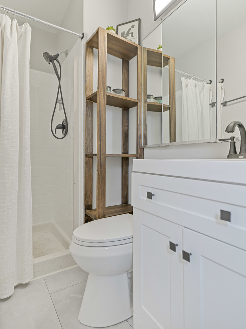 1320 Elm Drive, Schaumburg, IL 60194