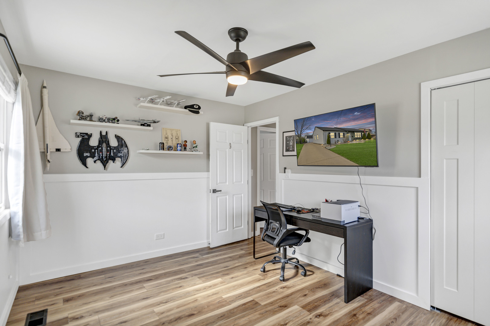 1320 Elm Drive, Schaumburg, IL 60194