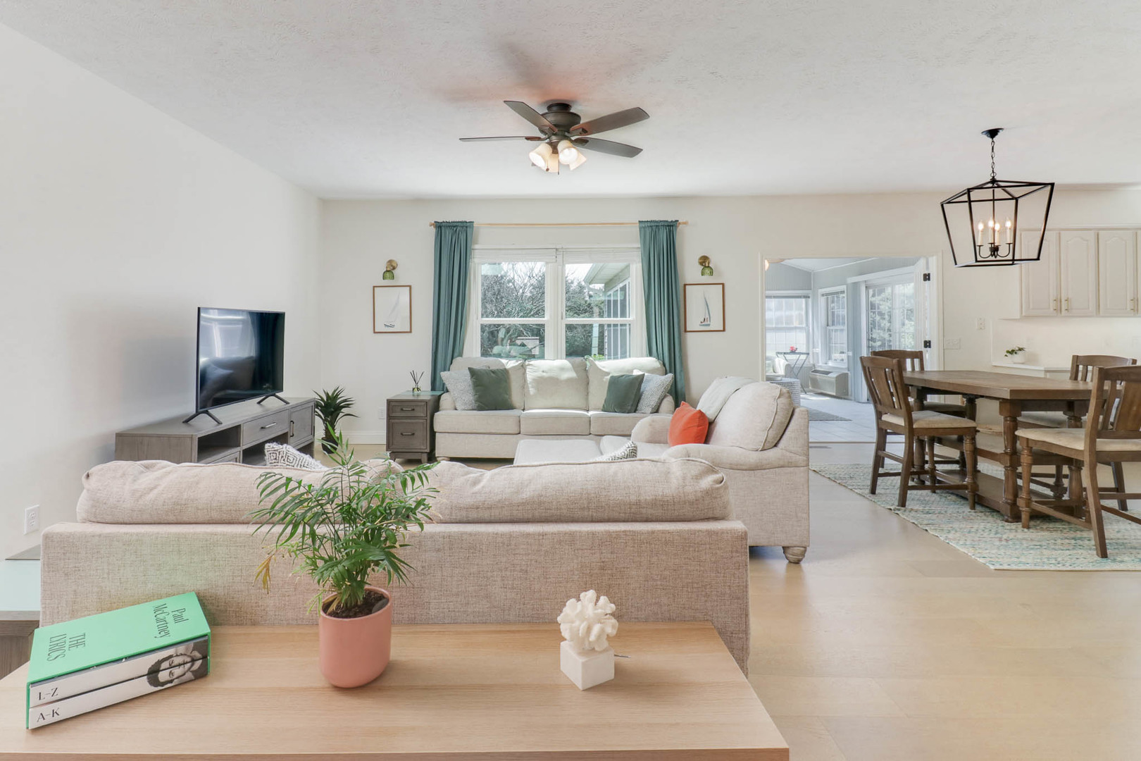 3601 Baywood Road, Bloomington, IL 61704