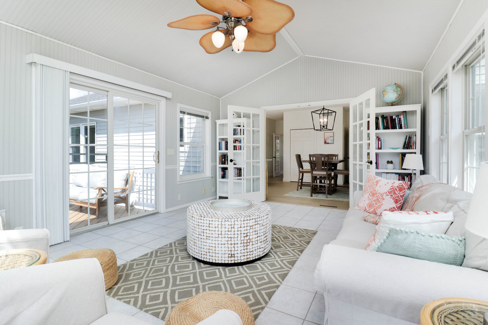 3601 Baywood Road, Bloomington, IL 61704