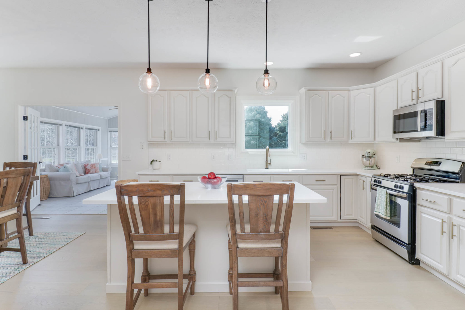 3601 Baywood Road, Bloomington, IL 61704