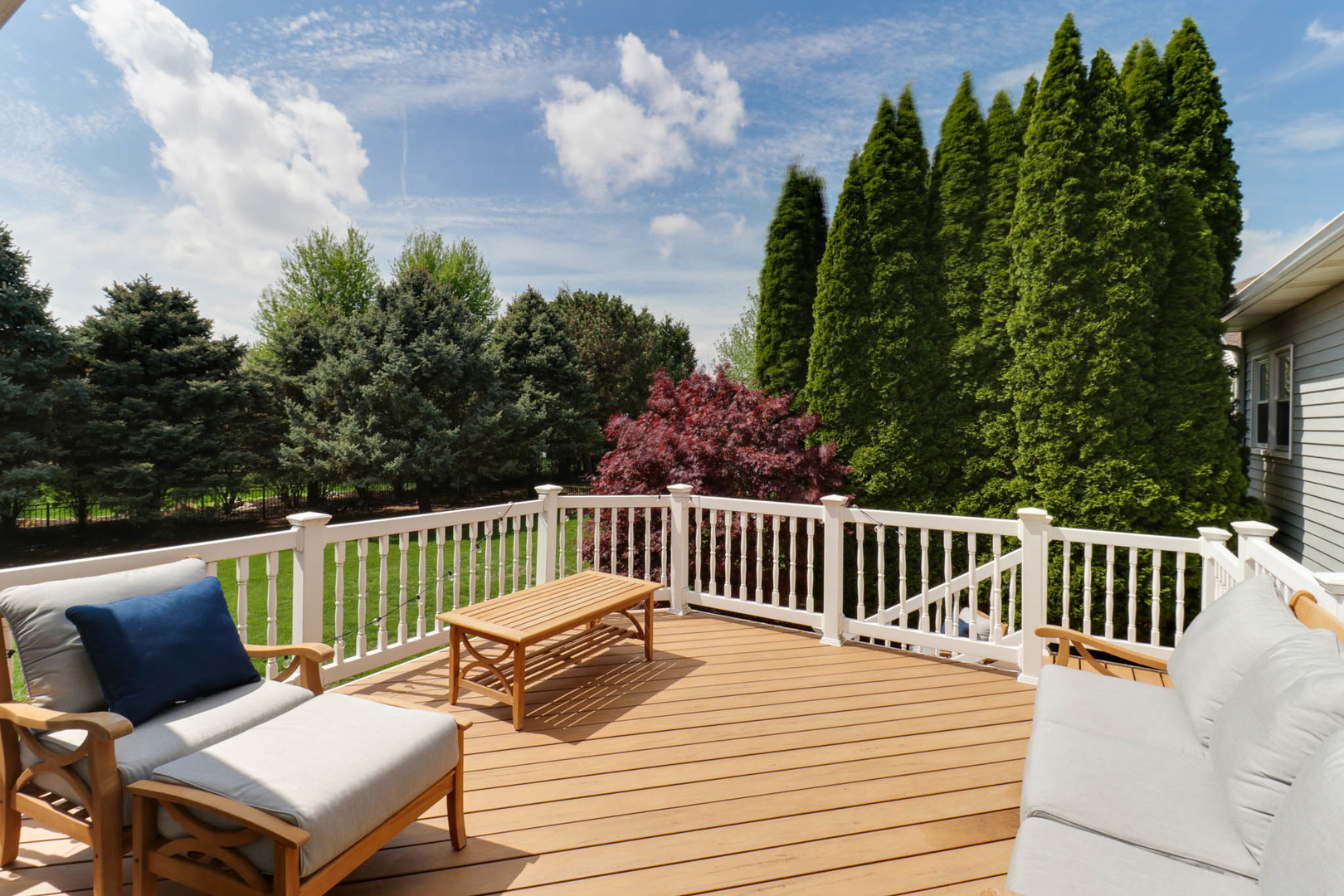 3601 Baywood Road, Bloomington, IL 61704